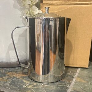 HiA ~ 18/10 Stainless Steel Coffee/Tea Pot with Lid ~ 68oz ~ NEW ~ Multiple